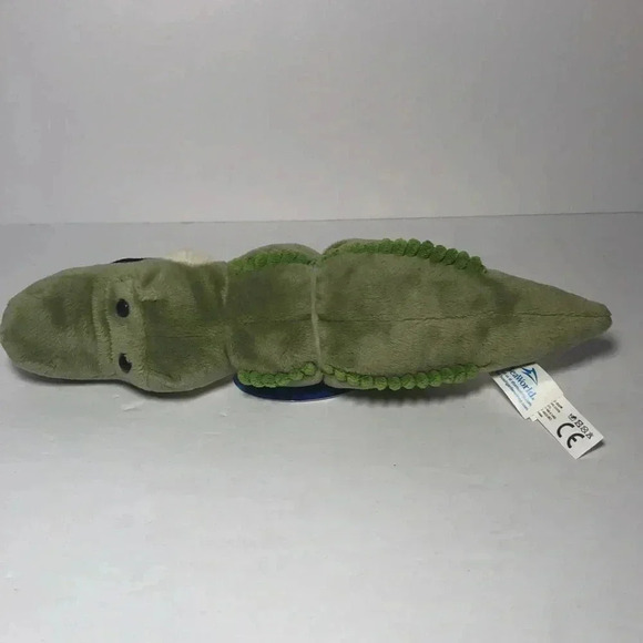 The Petting Zoo Seaworld Green Plush Alligator- NWT - Picture 4 of 8